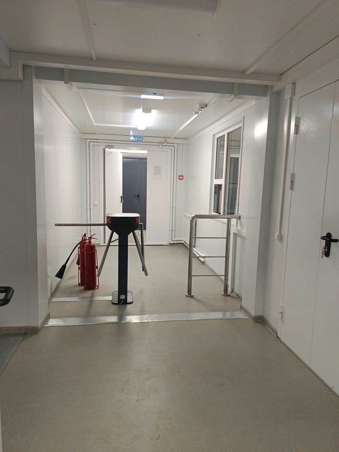 Общежитие на базе 90 модулей "Звезда" в городе  Великий Новгород